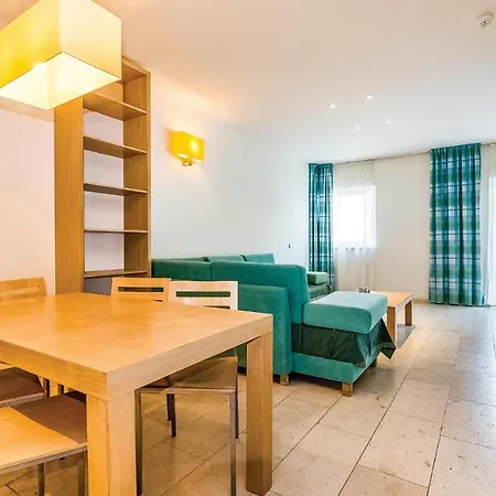 Apartment Stunning In With Sauna, 2 Bedrooms And Wifi Novi Vinodolski