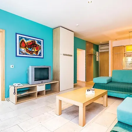 Apartment Stunning In With Sauna, 2 Bedrooms And Wifi Novi Vinodolski