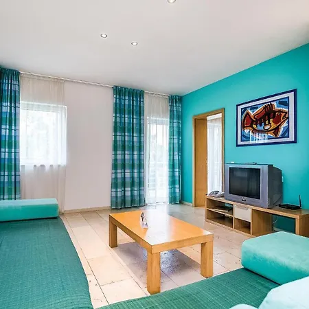 Stunning In With Sauna, 2 Bedrooms And Wifi Apartment *