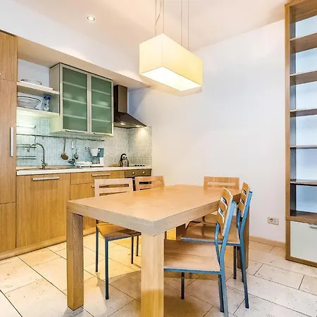 Stunning In With Sauna, 2 Bedrooms And Wifi Novi Vinodolski