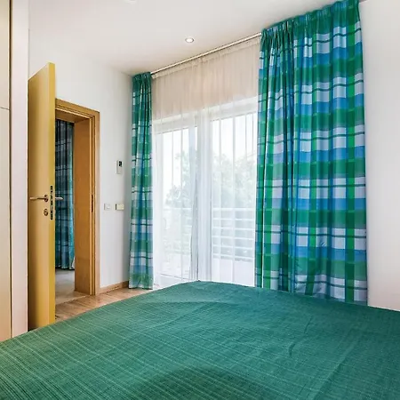 Stunning In With Sauna, 2 Bedrooms And Wifi Apartment *